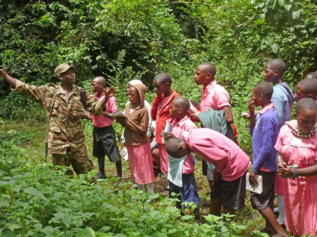 UNITE students during a field trip in KNP
